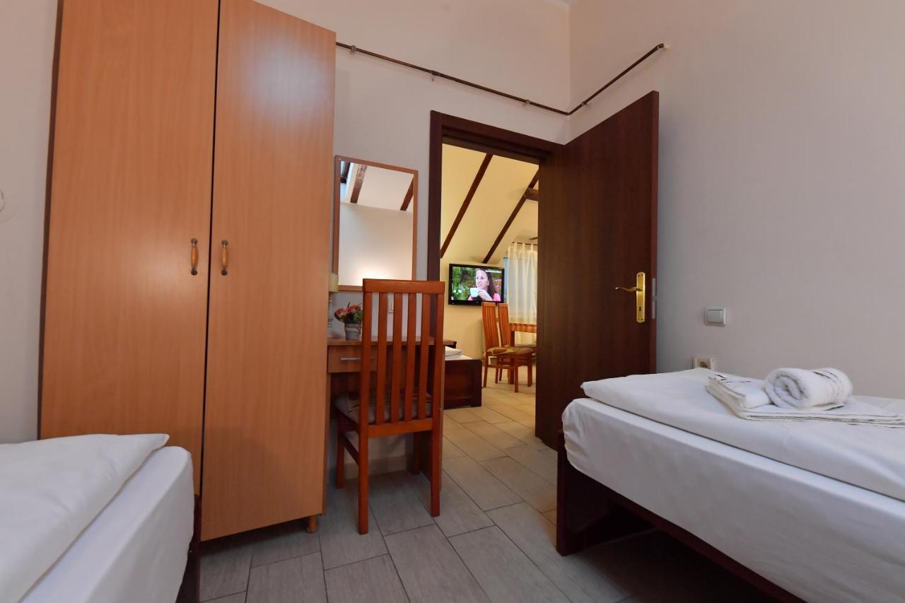 Apartments & Accommodation Stojic Нови Сад Екстериор снимка