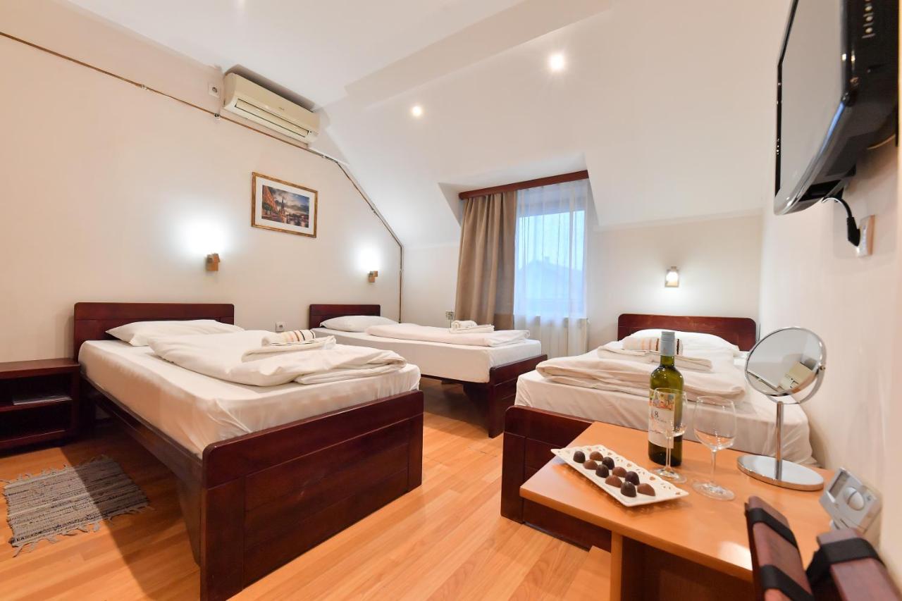Apartments & Accommodation Stojic Нови Сад Екстериор снимка