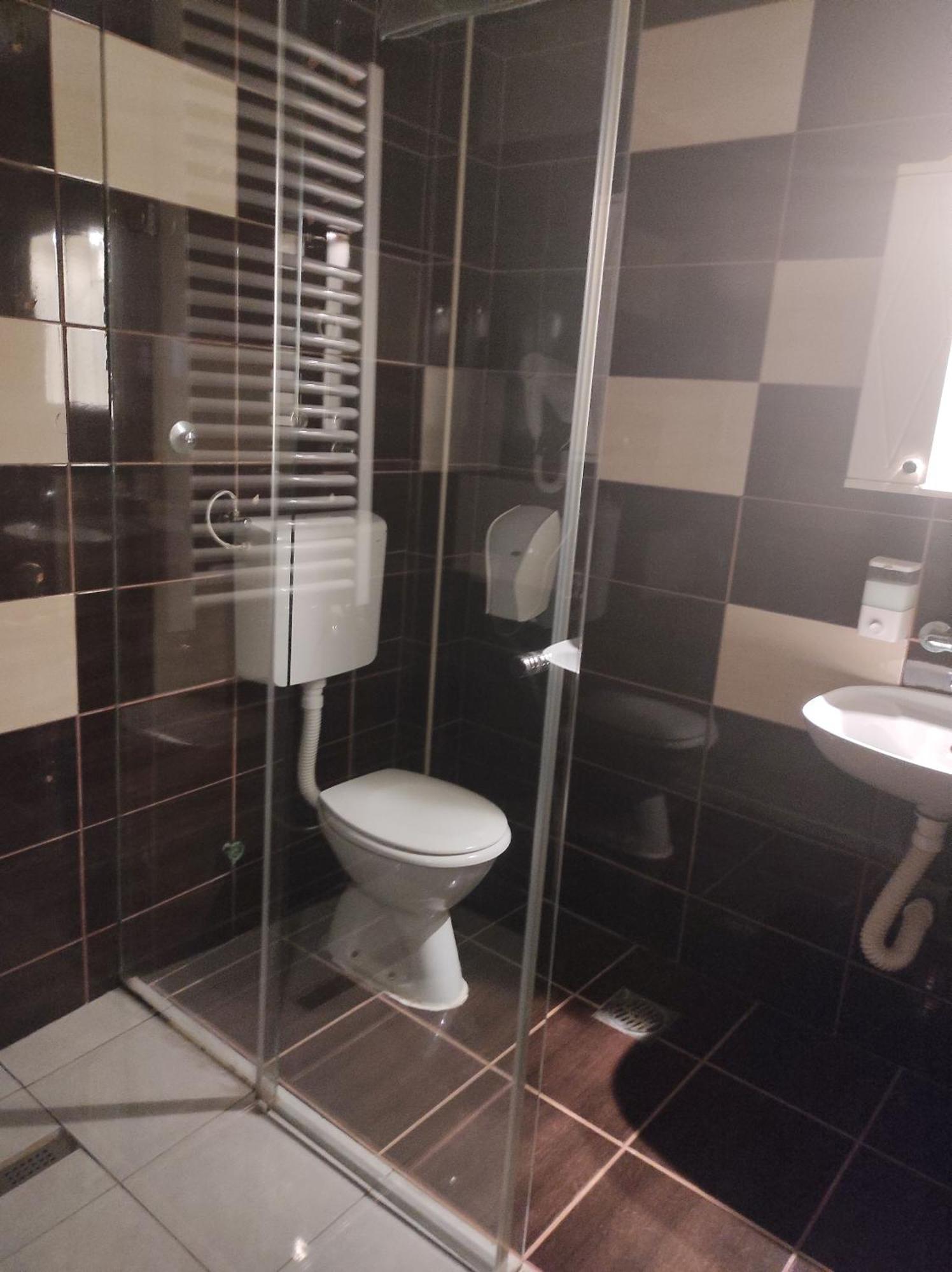 Apartments & Accommodation Stojic Нови Сад Екстериор снимка